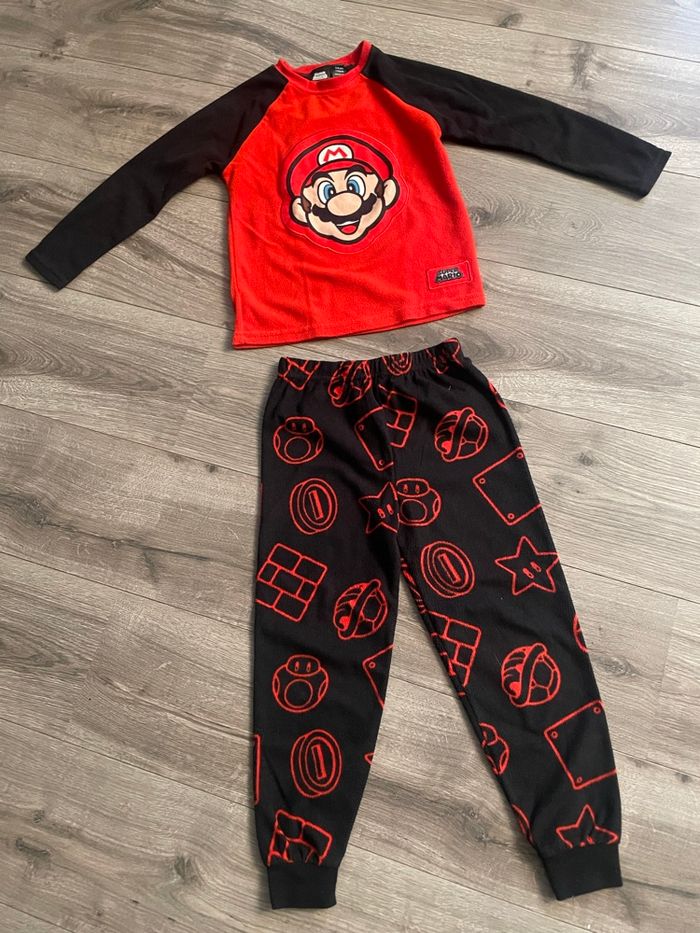 Pyjama Mario 5/6 ans 116 centimètres