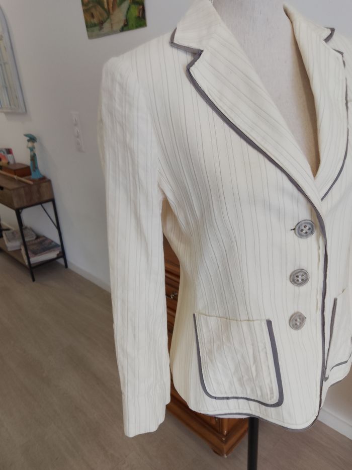 Veste blazer court beige clair femme '' Alain Manoukian'' - photo numéro 4