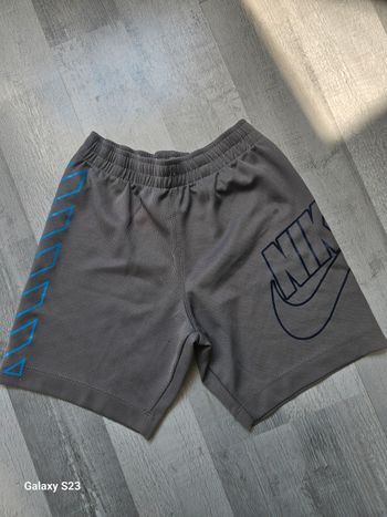 Short nike