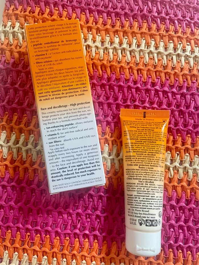 Crème solaire protectrice SPF 50 visage et décolleté 50 ml - photo numéro 2
