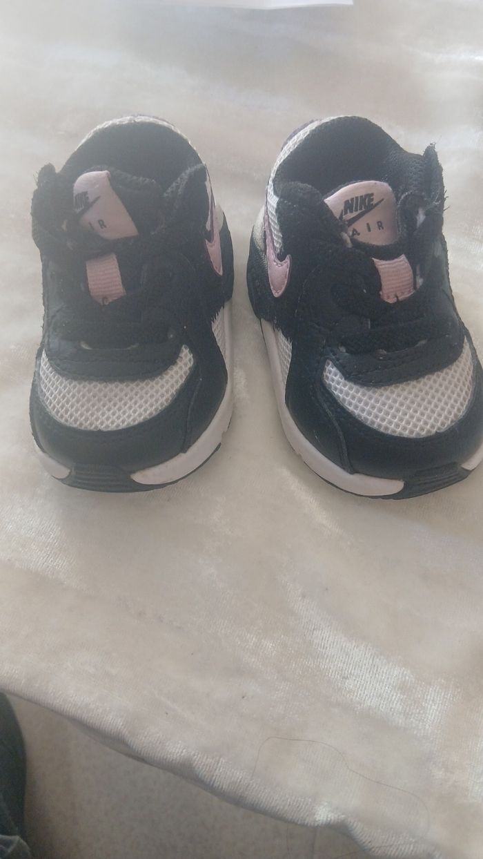Vends paire de chaussure air max t 17tr - photo numéro 2