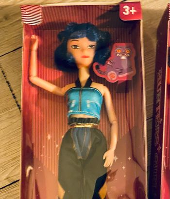 Poupée ZOÉ Kpop Demon Hunters NEUVE