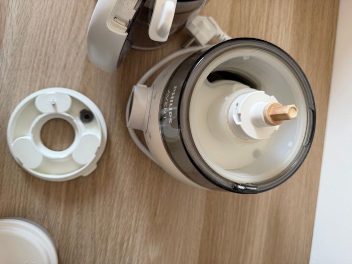 robot cuiseur vapeur mixeur 4 en 1 pour bébé de la marque Philips Avent. - photo numéro 6