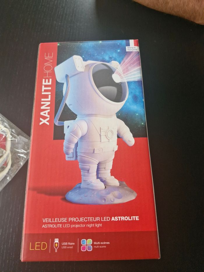 Veilleuse astronaute