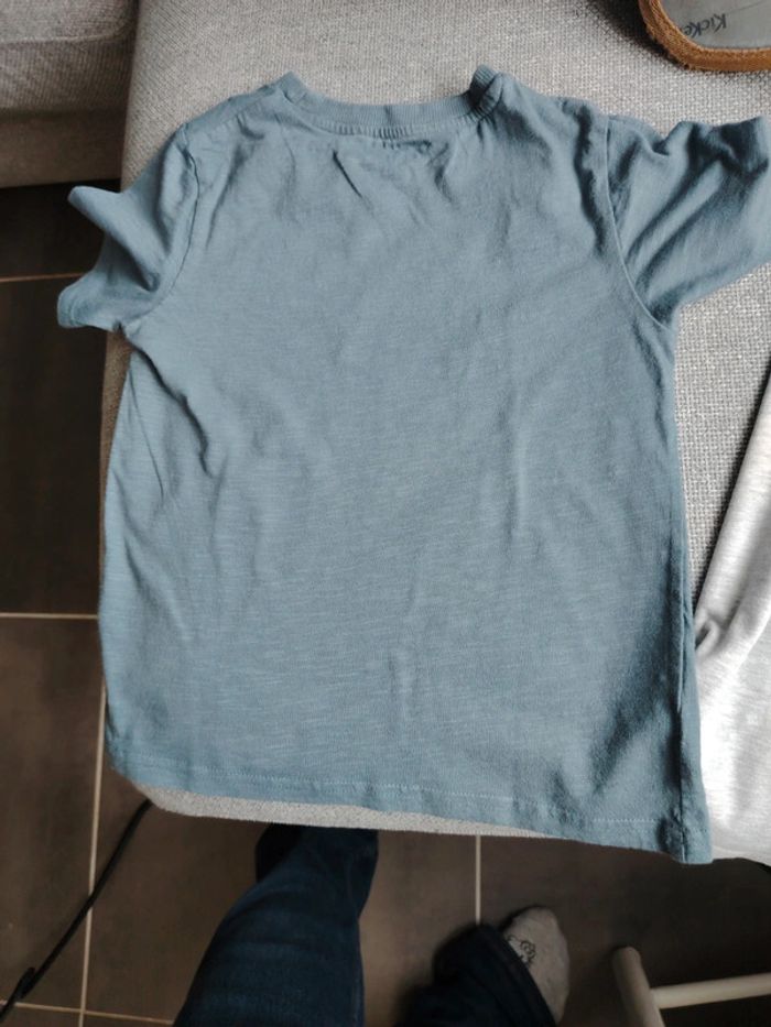 Lot t-shirts 6 ans - photo numéro 6