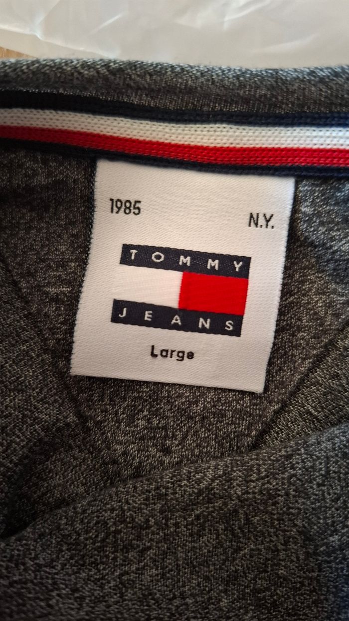 T-SHIRT HOMME TOMMY /L - photo numéro 4