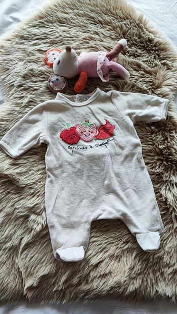 Pyjama chaud blanc fruits Kiabi 1 mois