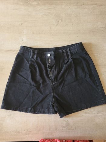 Short shein taille L