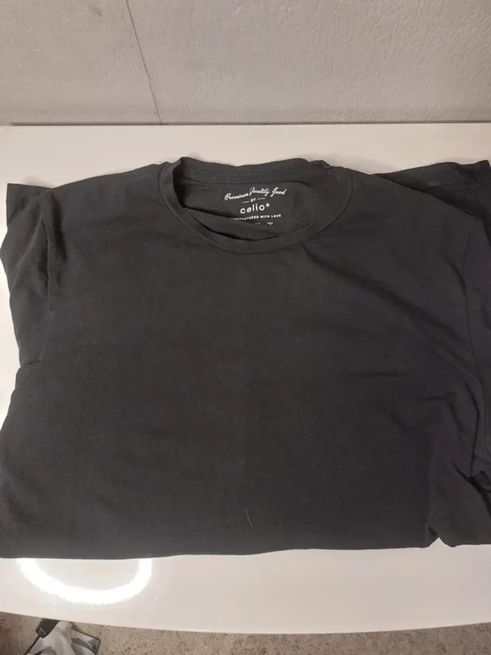 Tee-shirt noir" Celio" - photo numéro 3