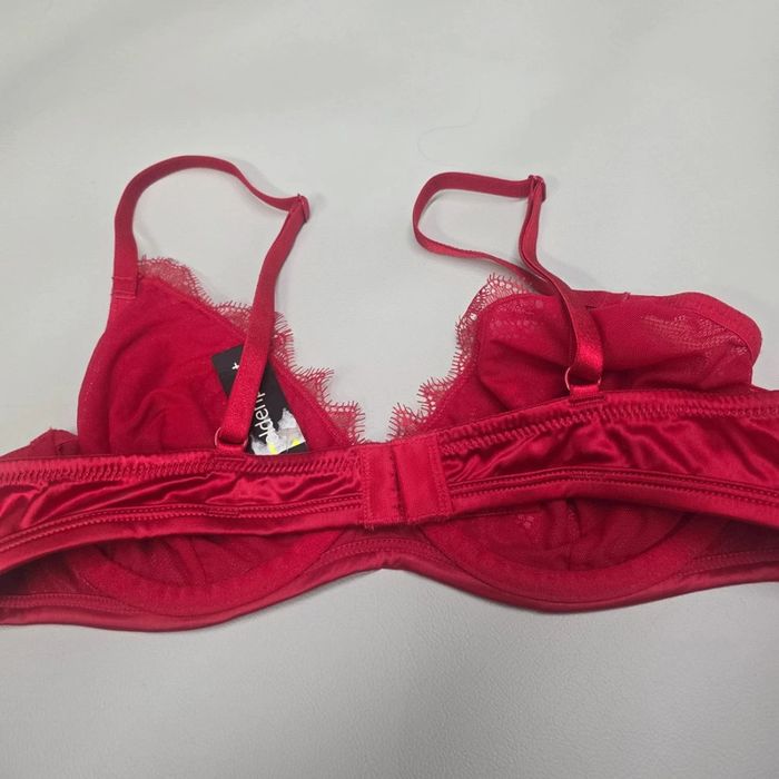 Soutien gorge sexy dentelle rouge - photo numéro 3