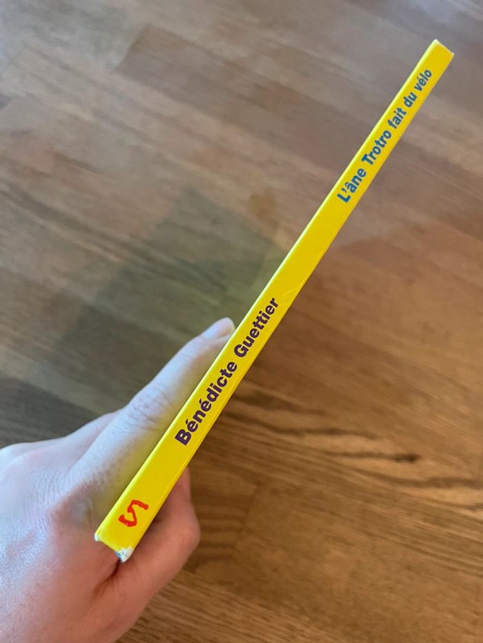 Livre L’âne Trotro fait du vélo - photo numéro 2