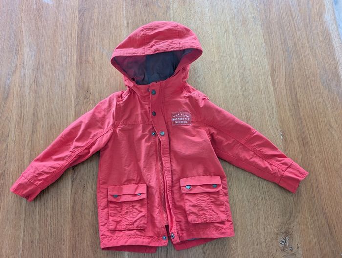 Veste coupe vent et pluie rouge a capuche 4 ans Verbaudet