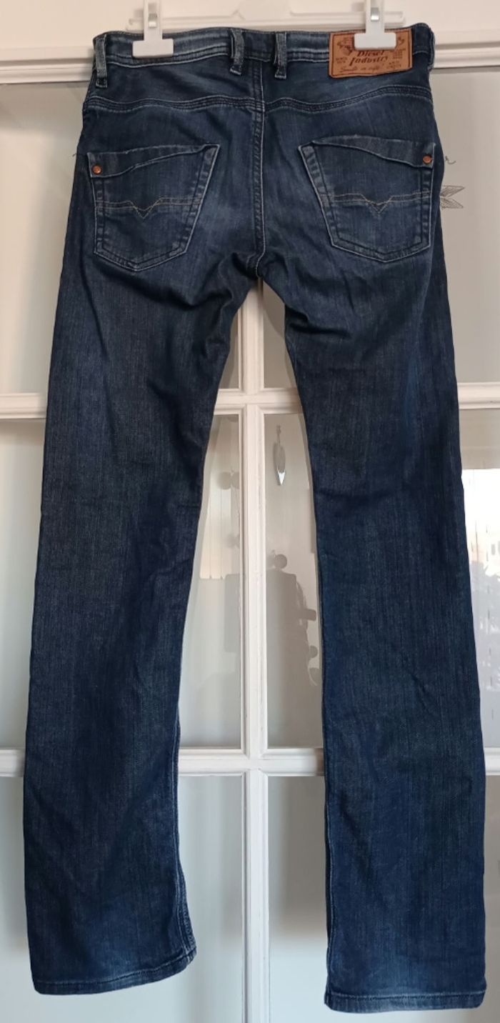 Jean 👖 DIESEL taille 12 ans excellent état - photo numéro 3