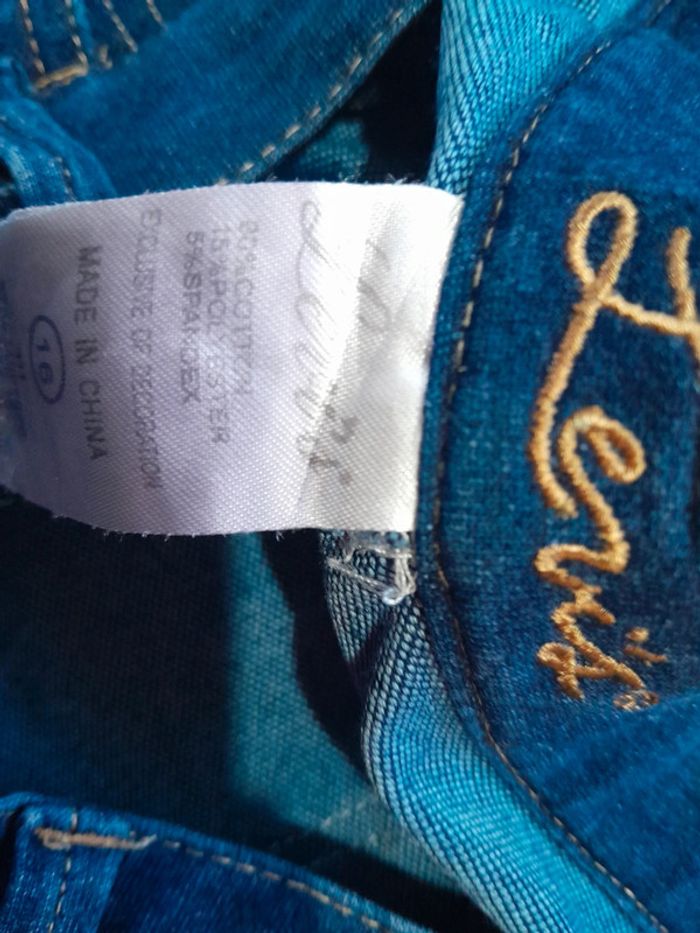 Petit short moulant levis - photo numéro 9