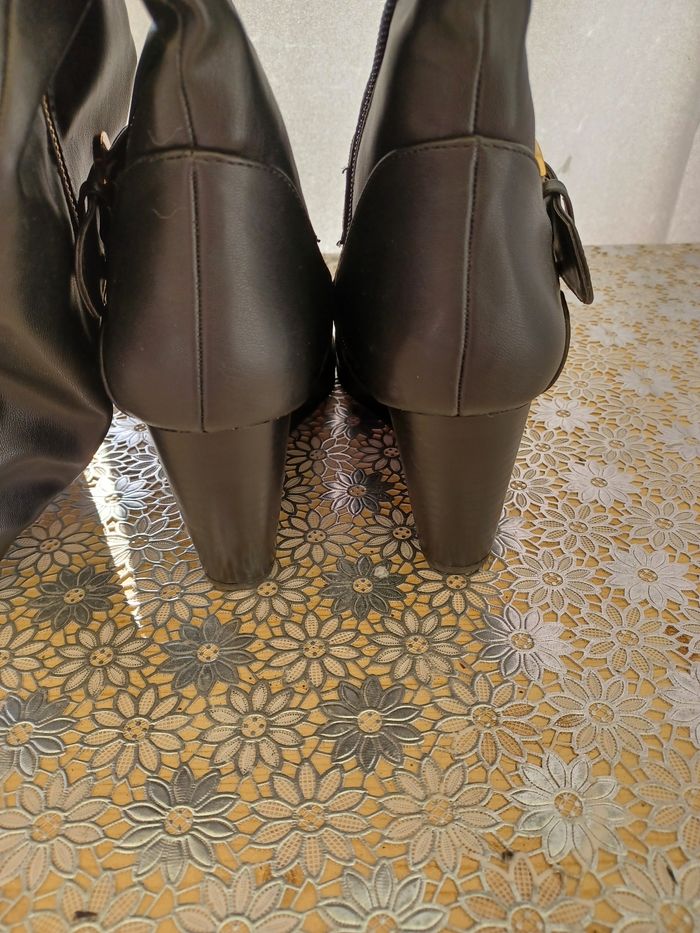 Bottes Anna Field en très bon état coloris noir taille 37 très peu portées. - photo numéro 5