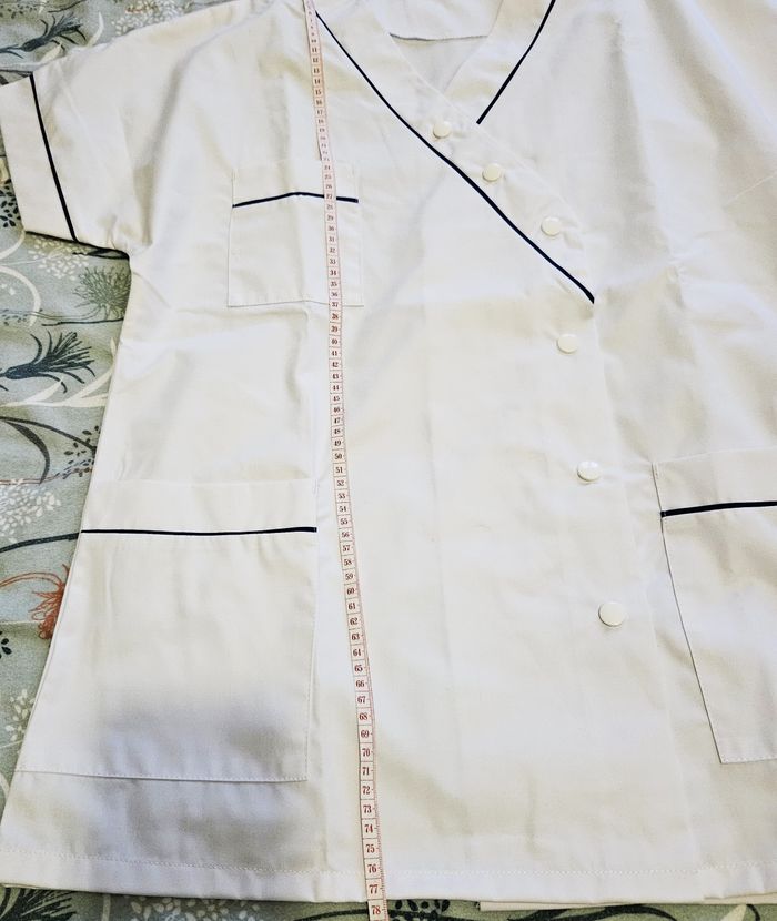 Ensemble aide-soignante (blouse + pantalon) taille 2 – Neuf jamais porté - photo numéro 5