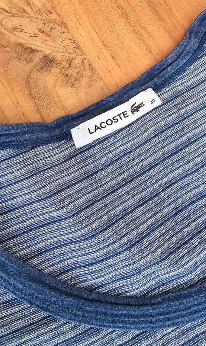 Tee-shirt Lacoste Taille 40 - photo numéro 3