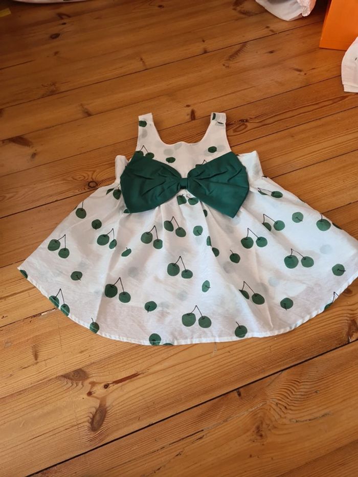 Robe blanche/verte