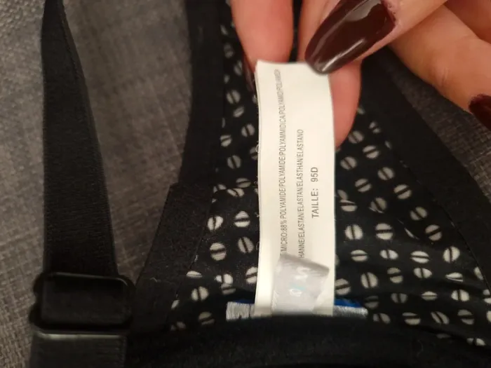 Soutien gorge ici maintenant 95D - photo numéro 3