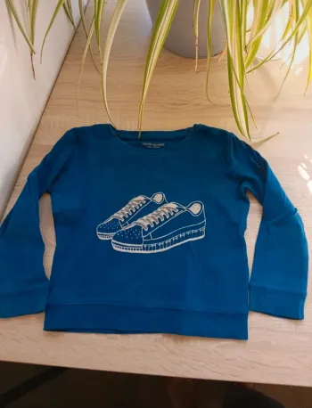 Tee-shirt vertbaudet taille 24 mois