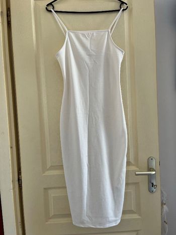 Robe mi longue blanche