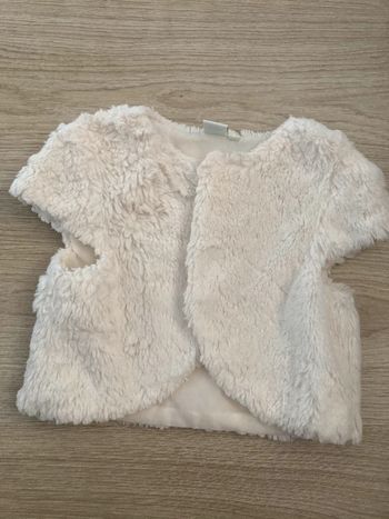 Gilet sans manches type boléro 18 mois