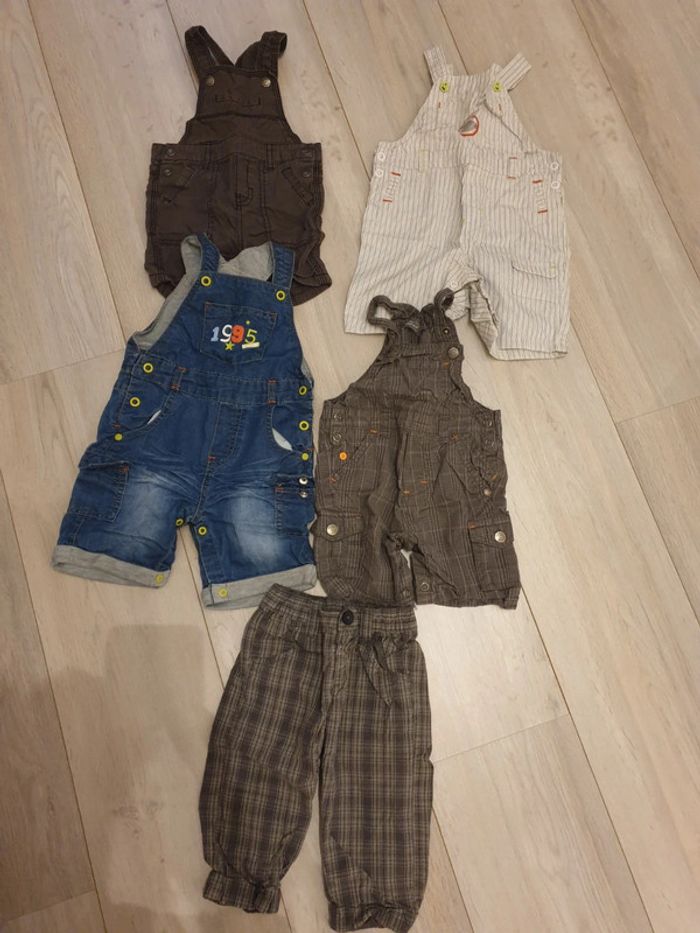Lot de 4 salopettes et 1 pantalon taille 12 mois 1 an garçon