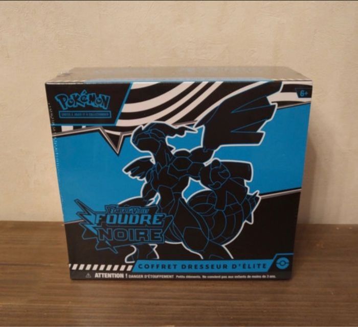 ETB foudre noir scellé