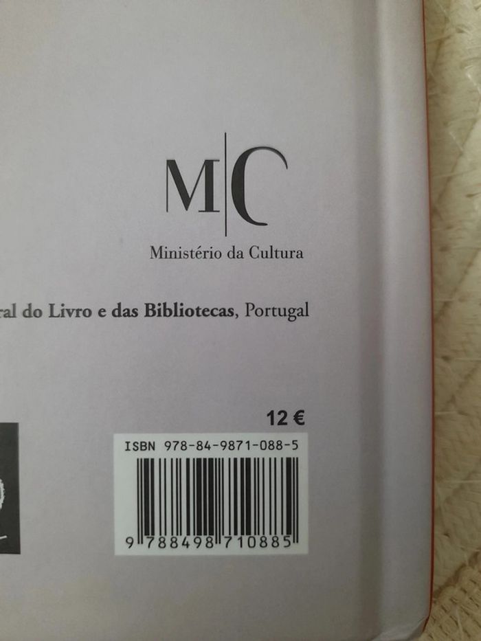 Livre l'ours et le corbeau - photo numéro 3