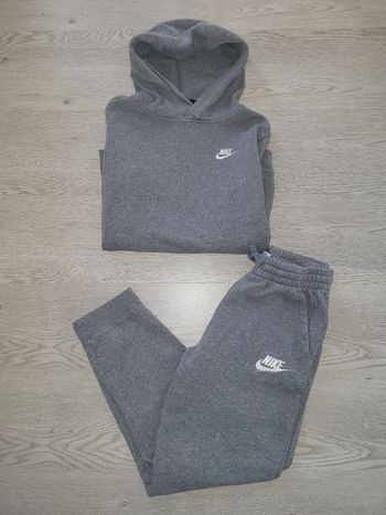 Ensemble jogging nike