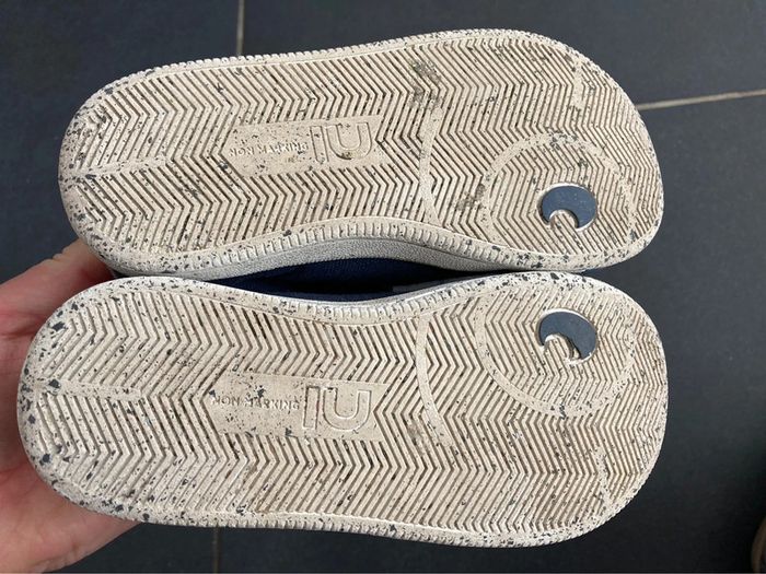 Basket Décathlon pointure 27 - photo numéro 3