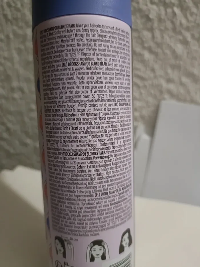 Shampooing sec pour cheveux - photo numéro 3