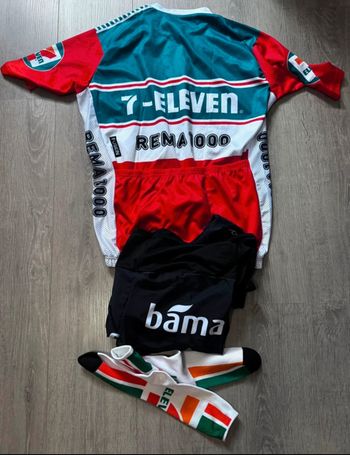 Tenue cycliste UNO X 7-Eleven