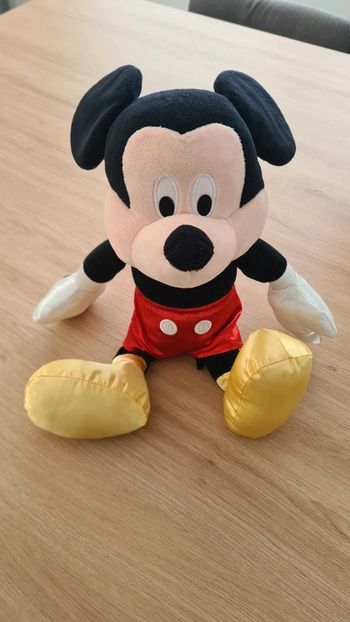 Peluche Mickey