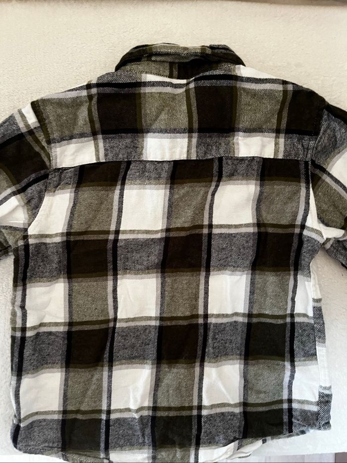 Magnifique chemise garçon - photo numéro 2
