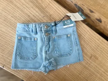 Short en jean fille 4 - 5 ans lefties Zara été neuf étiqueté