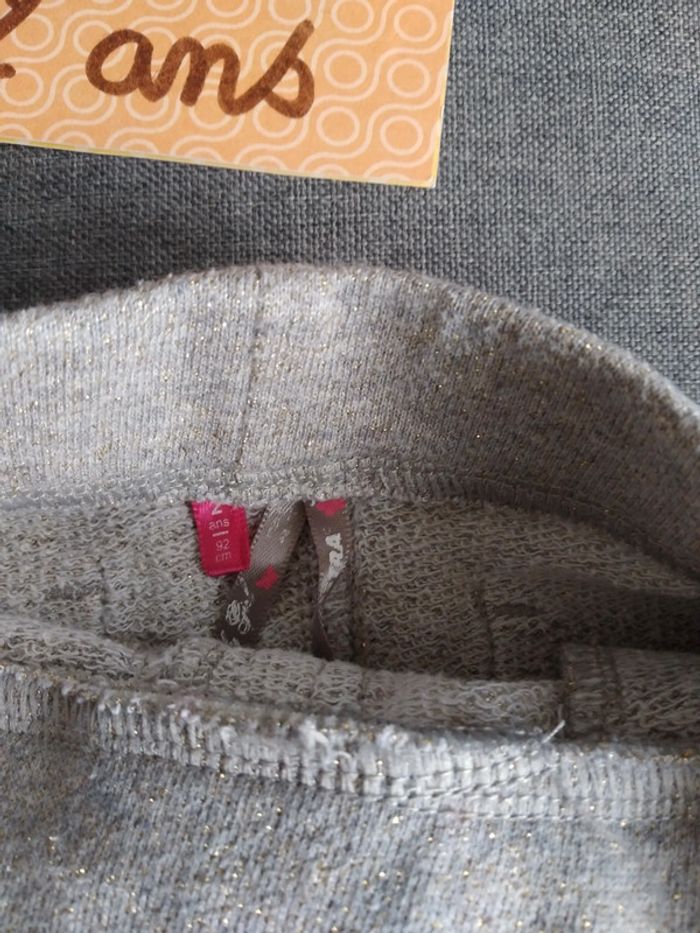 Jupe courte droite - photo numéro 3