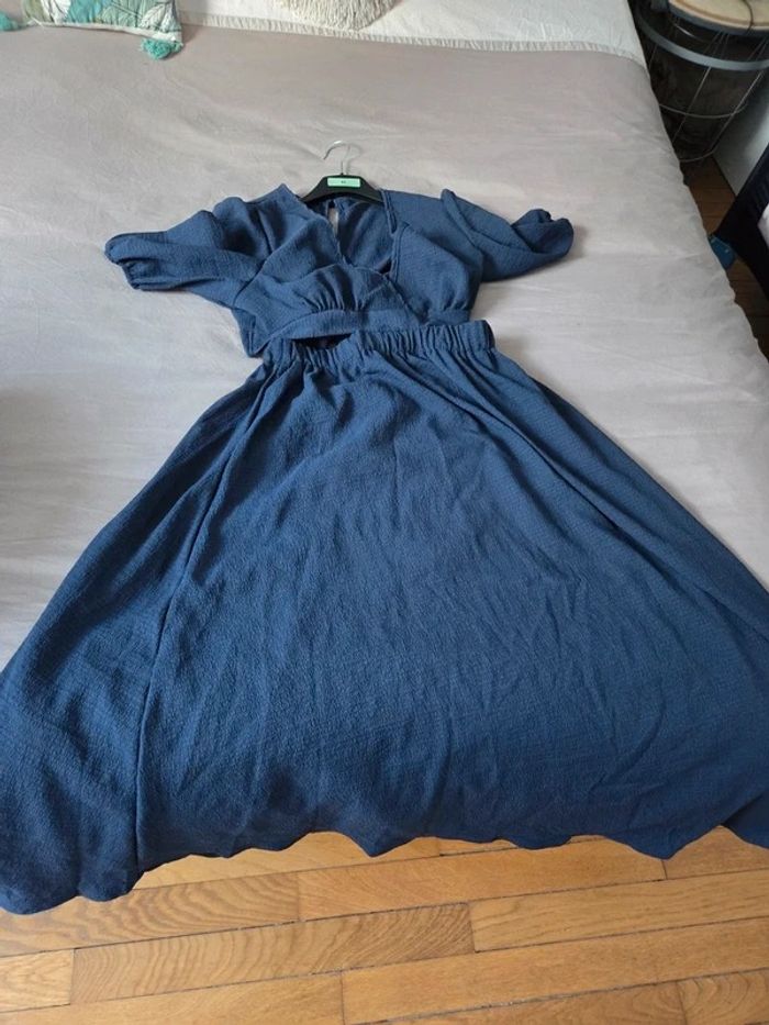 Très belle robe jupe longue