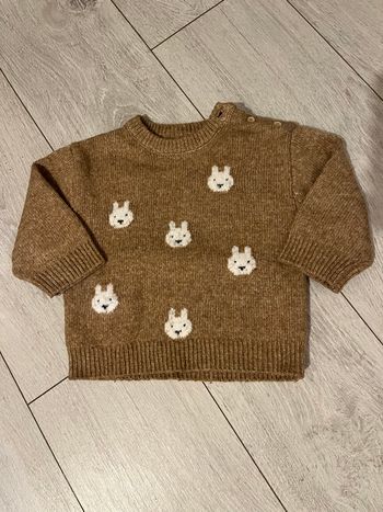 Pull 18 mois
