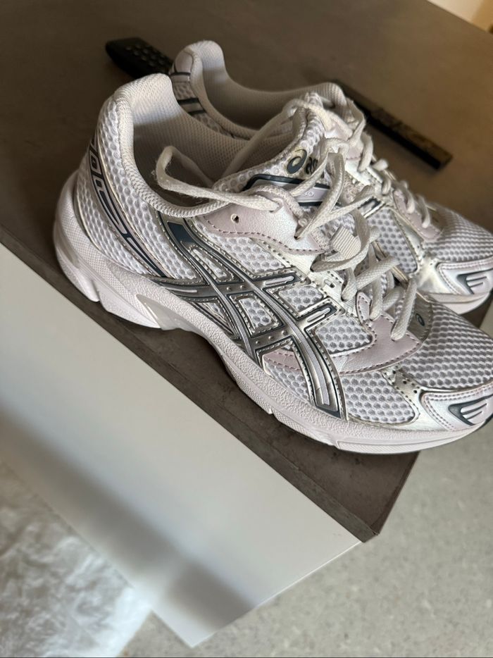 Asics taille 39 - photo numéro 5