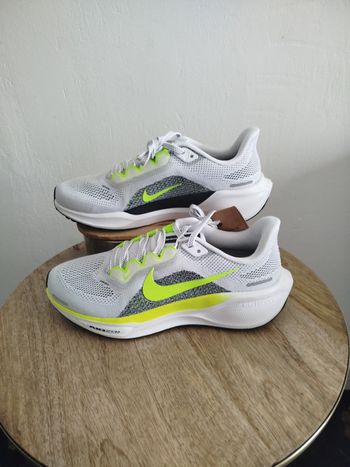 Baskets Nike T39