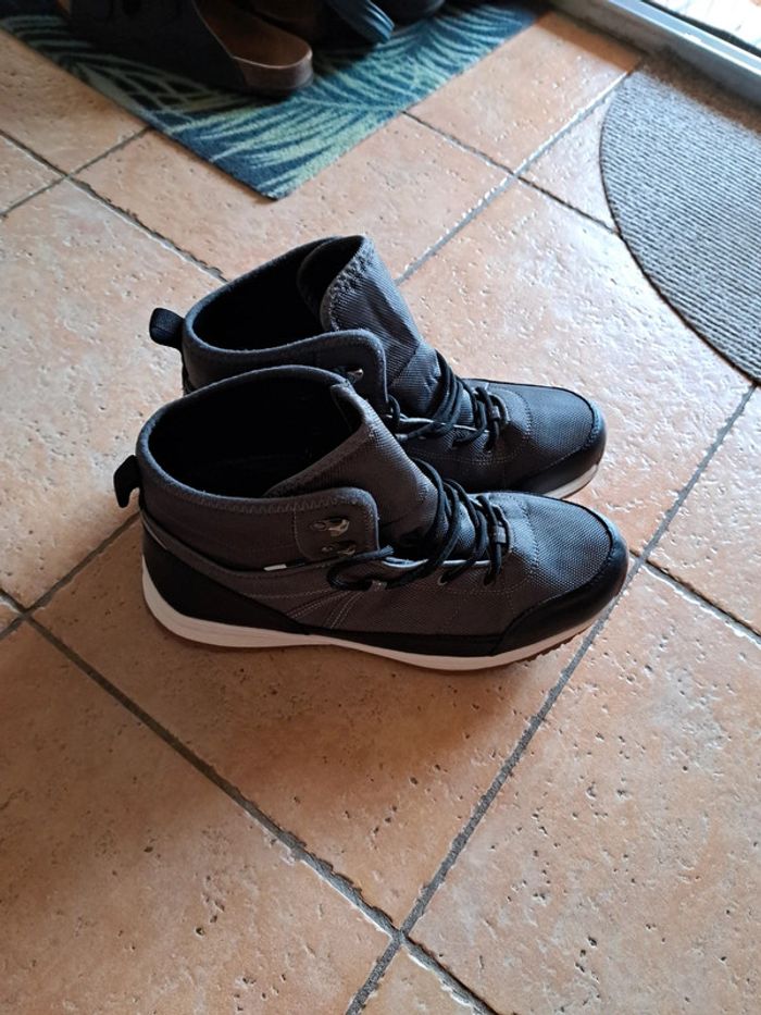 Chaussures de randonnée - photo numéro 2