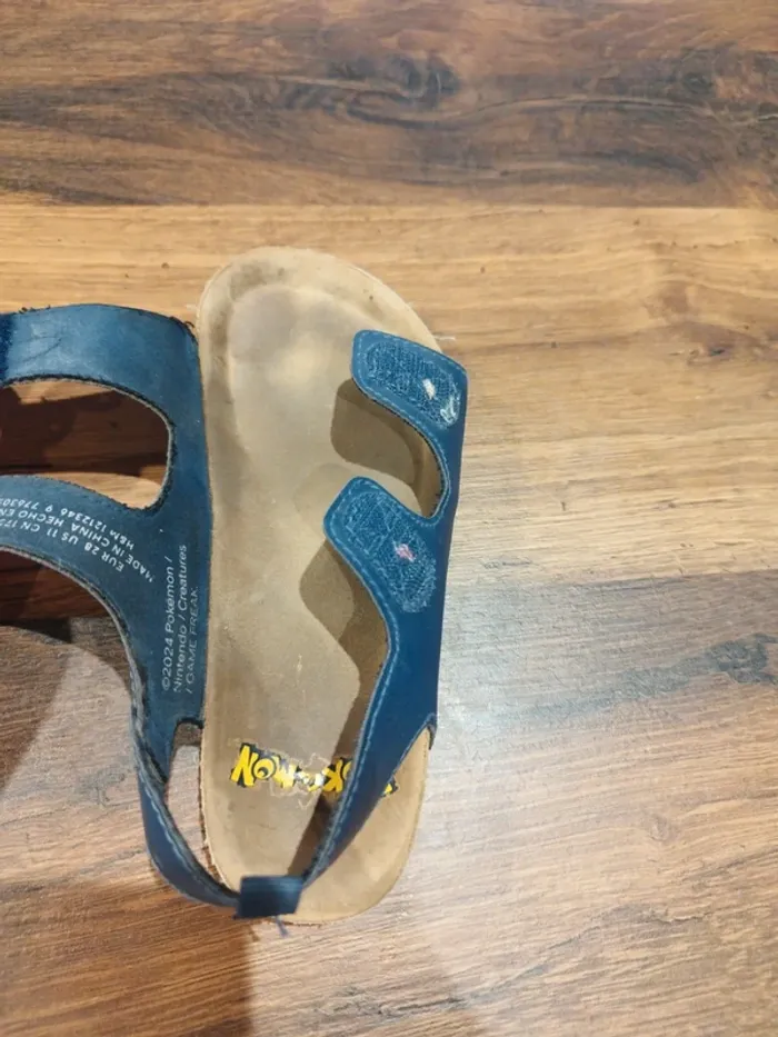 Sandales "Pokemon" H&M - Taille 28 - photo numéro 10