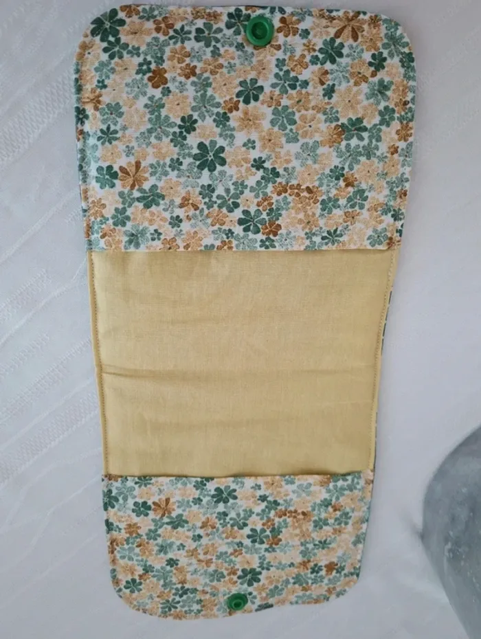 Étui pour ranger les serviettes hygiénique - photo numéro 4