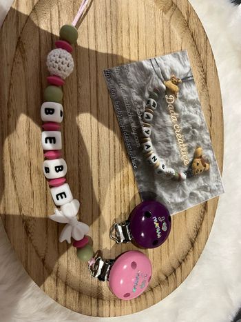 Attache tétine personnalisé