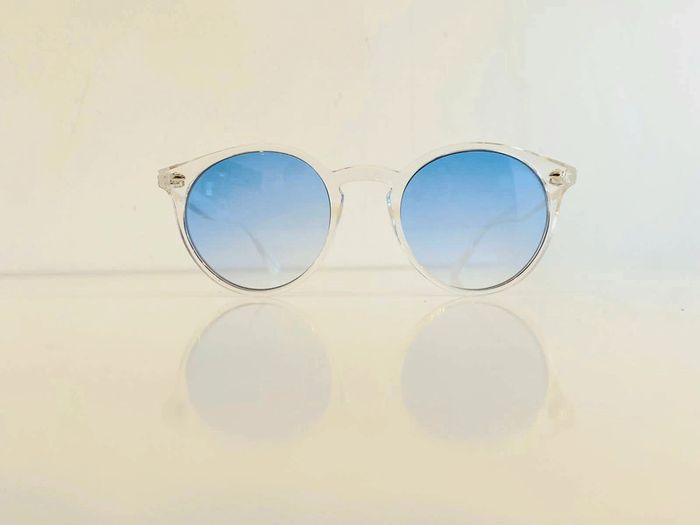 Lunette de soleil mixte transparente verres bleus dégradés UV protection taille moyenne - photo numéro 2