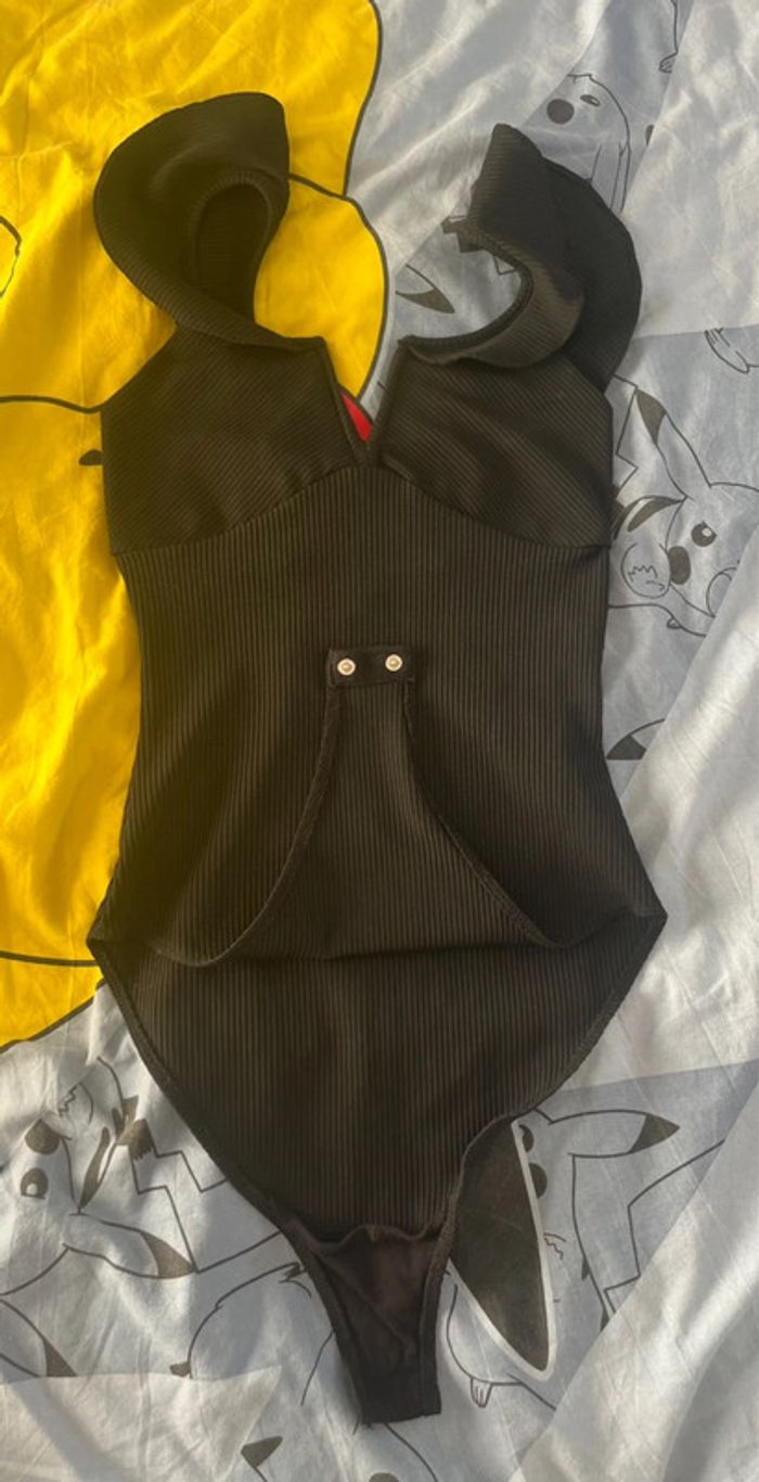 Lot 4 Bodys Taille S - photo numéro 2