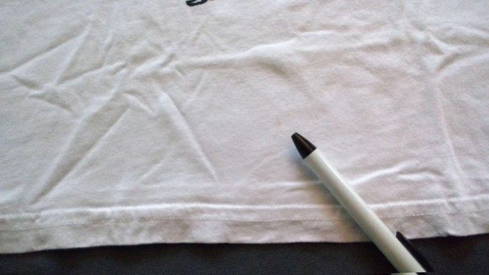 Tee shirt blanc avec dessin T8A - photo numéro 2