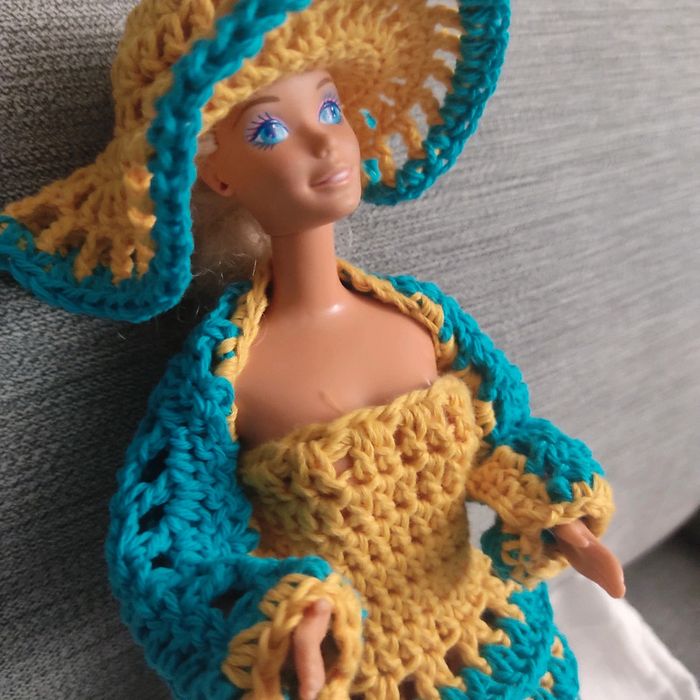 Vêtements pour Barbie 3 € - photo numéro 7