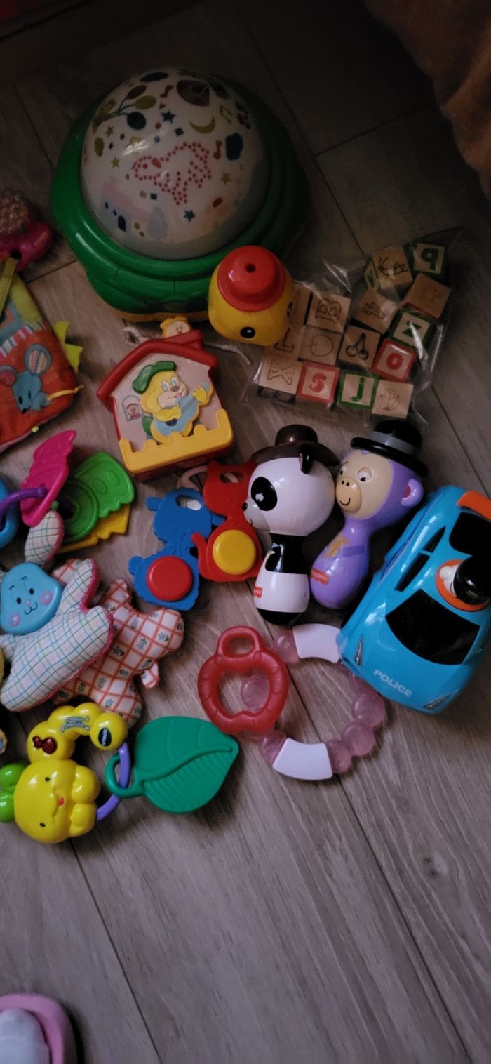 Lot jouets bébé - photo numéro 3